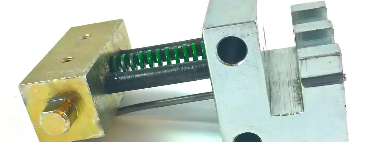 Breakenator Stationary Chain Breaker #100 Die Set