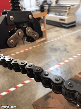 Universal roller chain cutter for settling of the F-armouring - Intercable